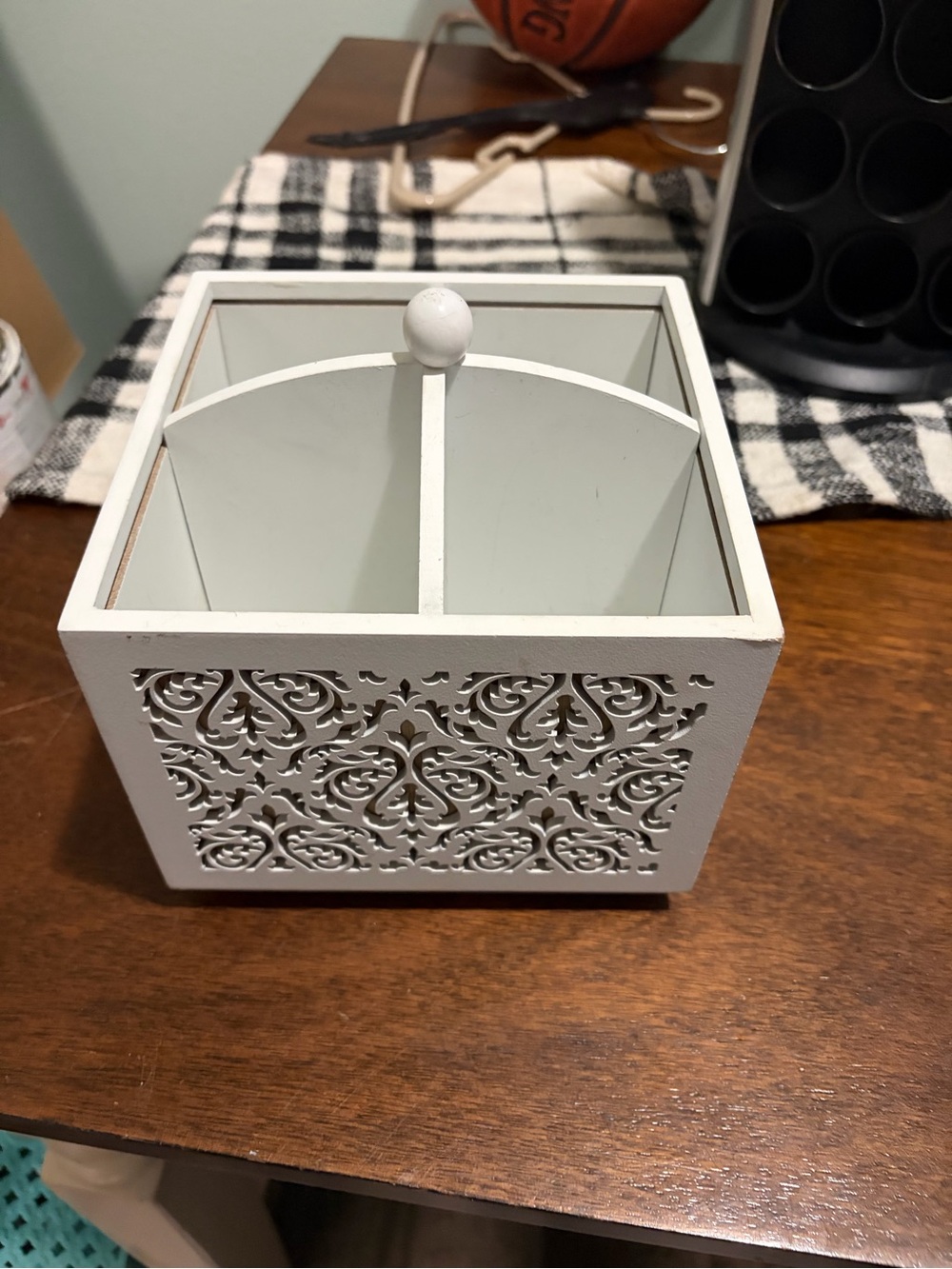 Marshalls White Decorative Wooden Desk Caddy with Filigree Panels